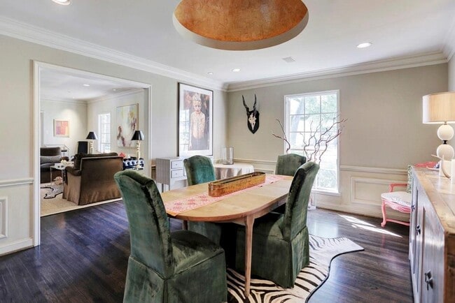 Building Photo - 5508 Candlewood Dr