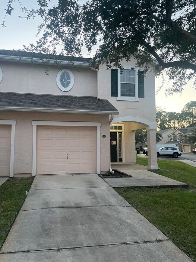 Building Photo - MOVE IN SPECIAL!!!   2 BEDROOM 2 BATHS JAC...