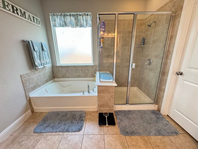 Building Photo - 6605 Alabaster Dr