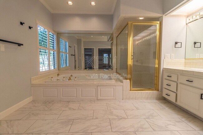 Building Photo - 672 Cypress Run
