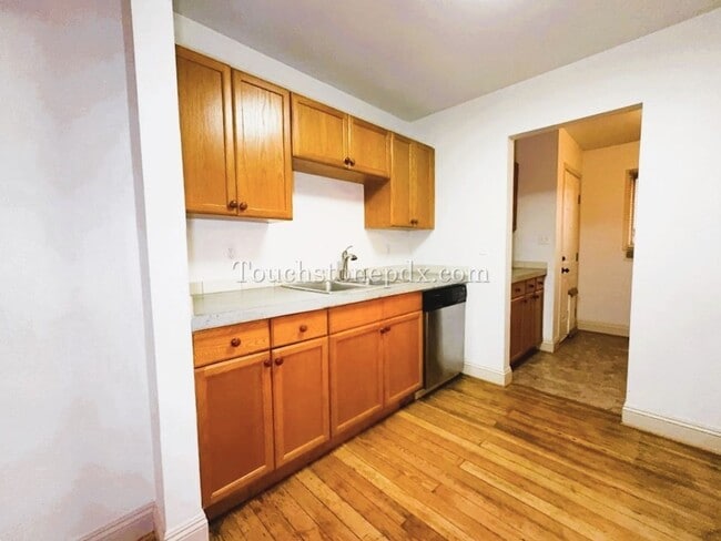 Building Photo - 2BD | 1BA Single Family Home in Woodlawn N...
