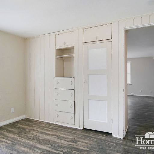 Building Photo - Keller Park Two Bedroom Home