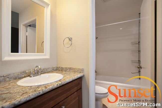 Building Photo - 4010 Mahaila Ave