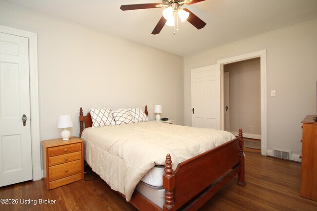 Building Photo - 514 Macon Ave