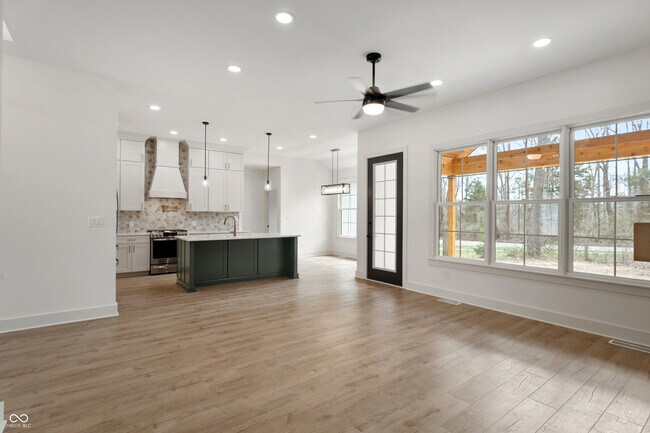 Building Photo - 5123 Oak Rdg Pl