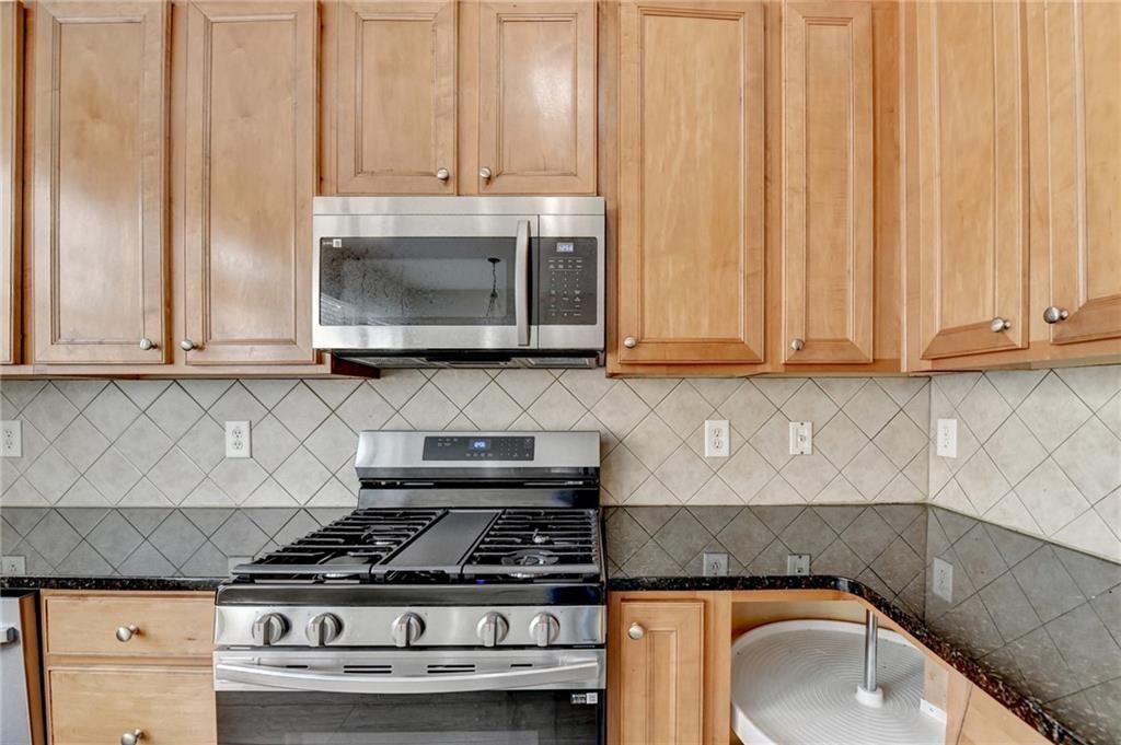 Building Photo - 4406 Village Field Place