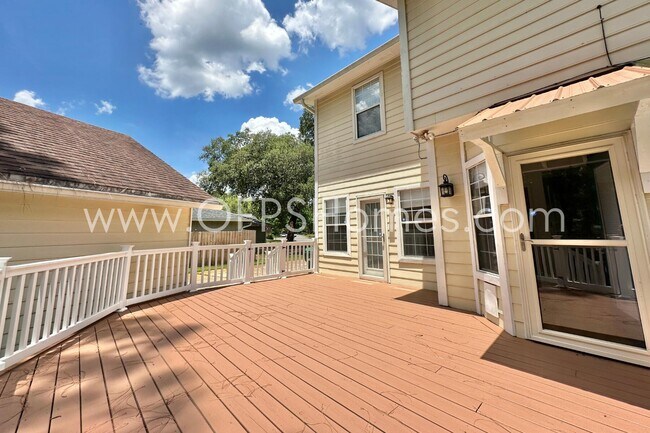 Building Photo - 324 Curacao Way