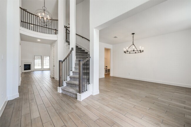 Building Photo - 29823 Longleaf Grv Ln