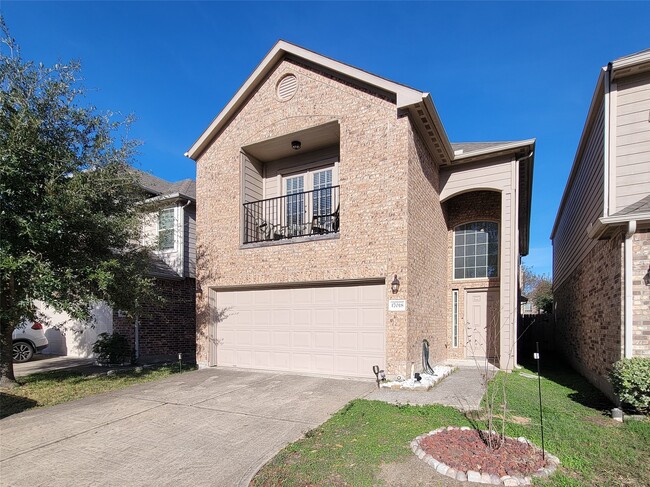 Building Photo - 17018 Taffaine Dr