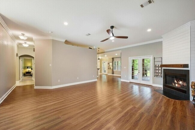 Building Photo - 3269 McMillan Creek Dr