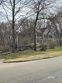 Building Photo - 1620 N Peters Ln