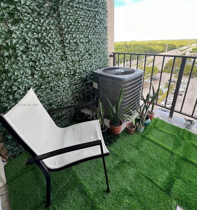 Building Photo - 2903 N Miami Beach Blvd