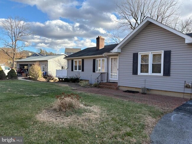 Building Photo - 2851 New Windsor Rd