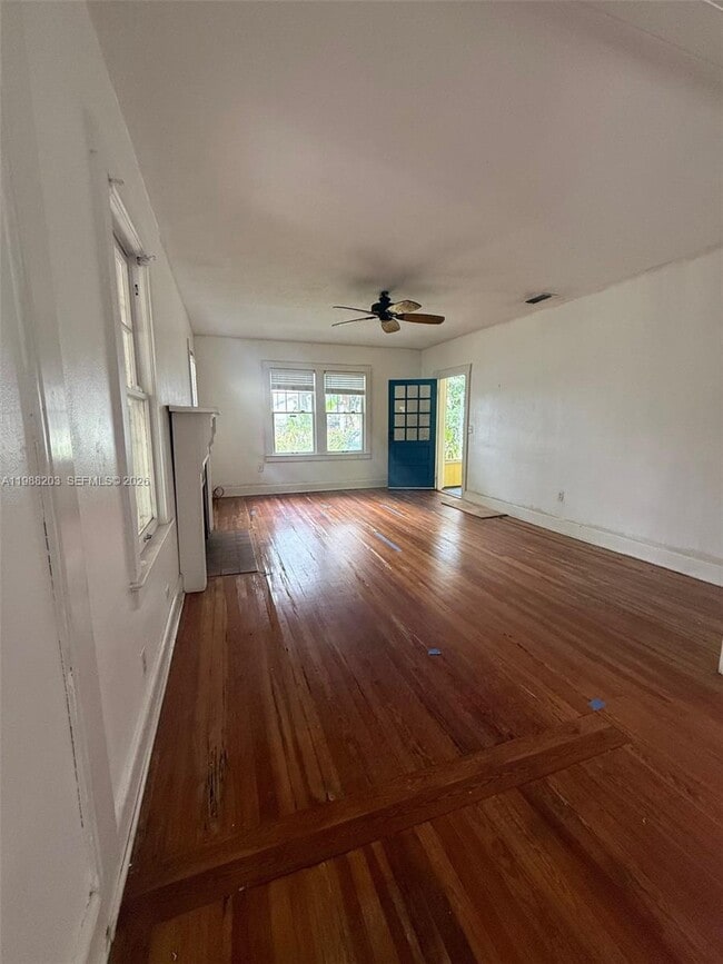 Building Photo - 3972 Loquat Ave