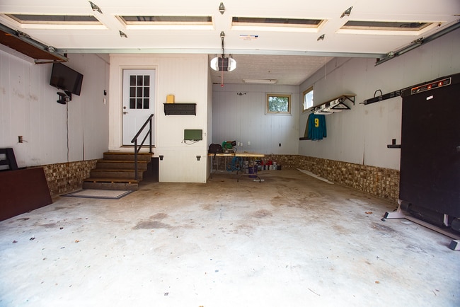 Building Photo - 2282 State Park Rd