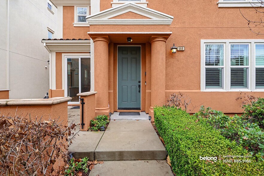 Building Photo - 568 Selby Lane