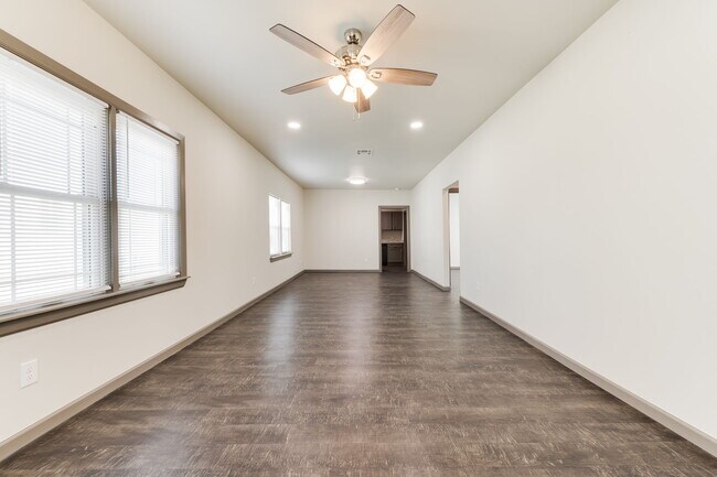 Building Photo - 1326 NW 91st St