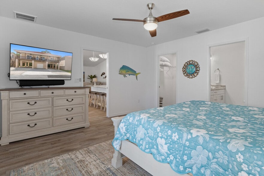 Building Photo - 4860 S Tromp Lp