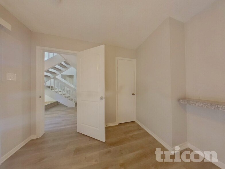 Building Photo - 616 Via Miramonte