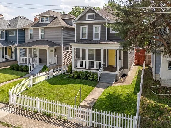 Building Photo - 582 Gilbert St