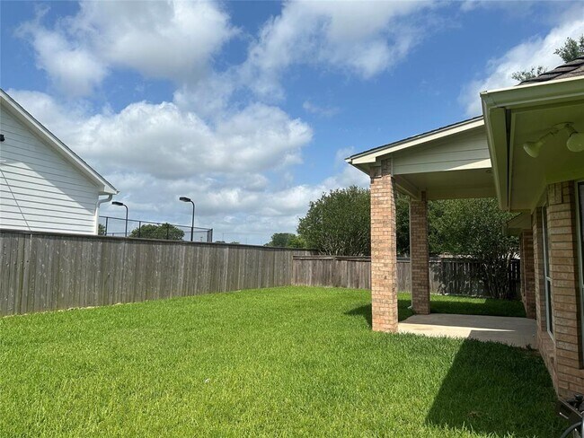 Building Photo - 3403 Covey Trail Dr