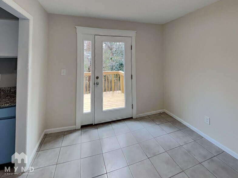 Building Photo - 6608 Park Ave