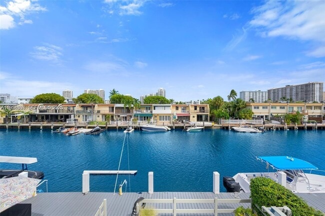 Building Photo - 3807 NE 166th St