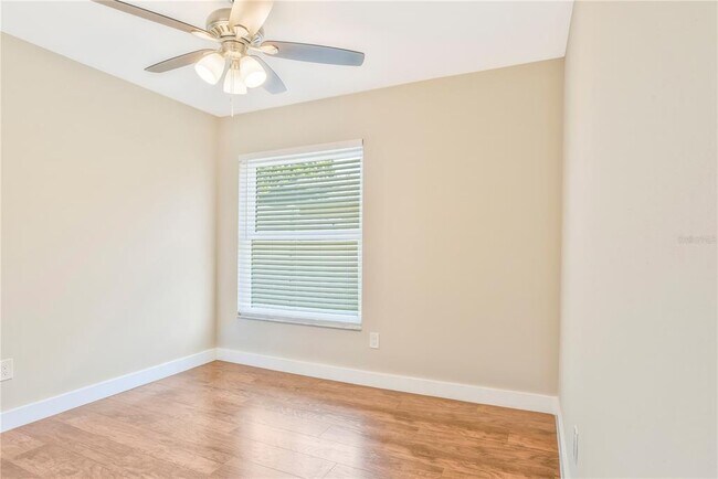 Building Photo - 15528 Hidden Lake Cir