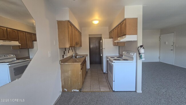 Building Photo - 39 Manchester Ct