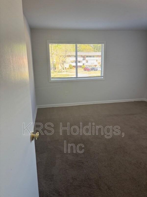 Building Photo - 5604 Crenshaw Rd