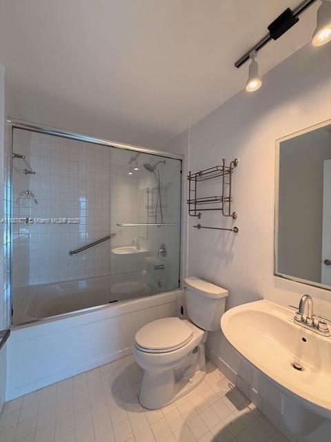 Building Photo - 10 SW South River Dr