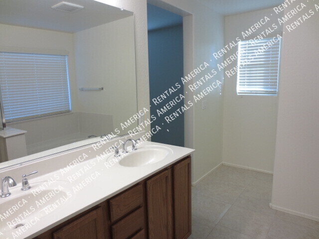 Building Photo - 2417 N 73rd Dr