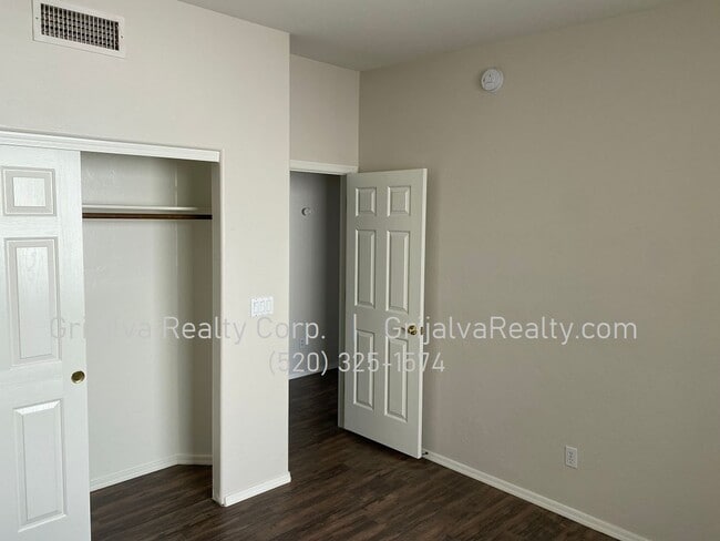 Building Photo - Northwest Living at it's Finest! 3 Bedroom...