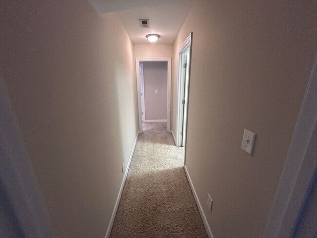Building Photo - PFAFFTOWN, NC! Lochurst neighborhood. Reagan HS! 5 bedroom, 4.5 bathrooms, over 5k sq ft