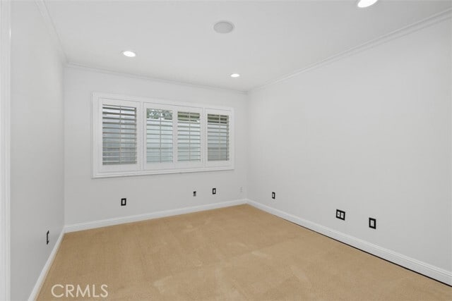 Building Photo - 2581 Fairway Dr