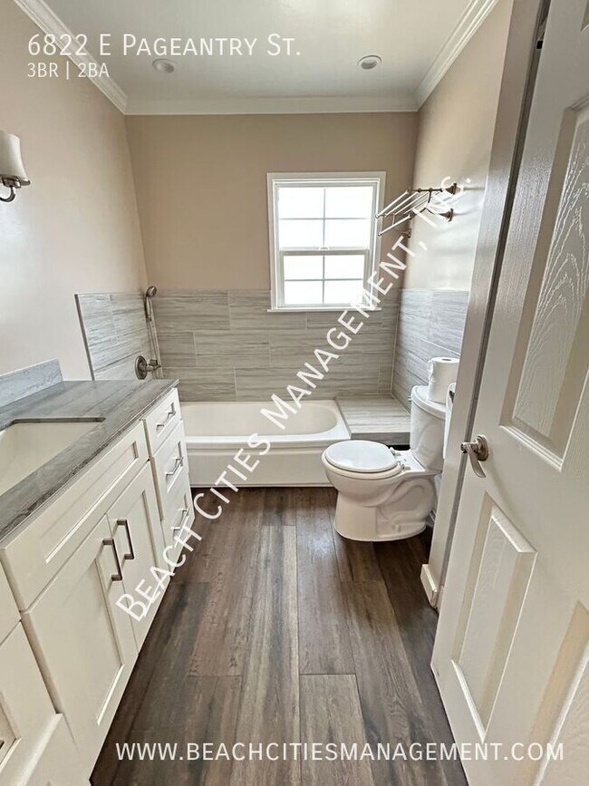 Building Photo - 6822 E Pageantry St