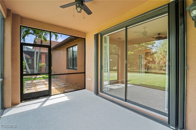 Building Photo - 12168 Country Day Cir