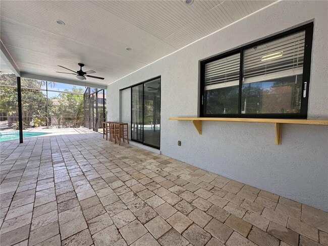 Building Photo - 733 Tropical Cir