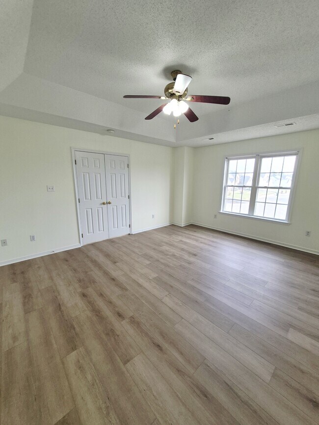 Building Photo - 7221 Oakmere Ct