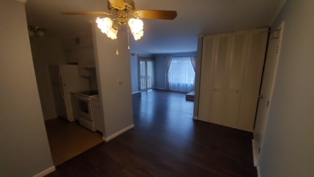 + - 6135 Knoll Wood Rd