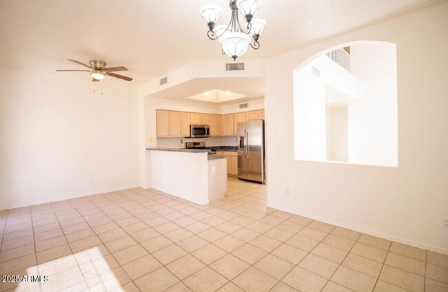 Building Photo - 4925 W Wahalla Ln