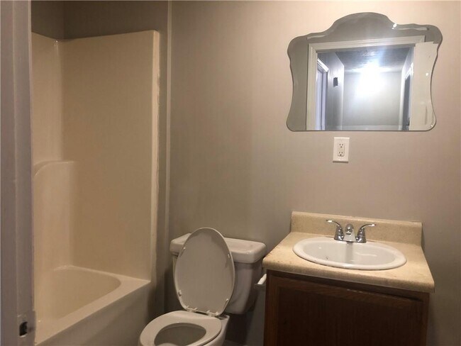 Building Photo - 53 Gum Tree Ct