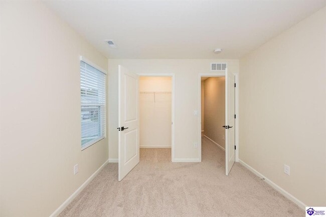 Building Photo - 113 Oberon Ct