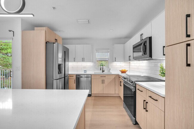 Building Photo - 477 NE 1st St