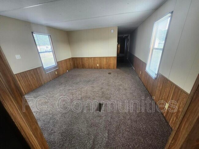 Building Photo - 2003 Keith Ln