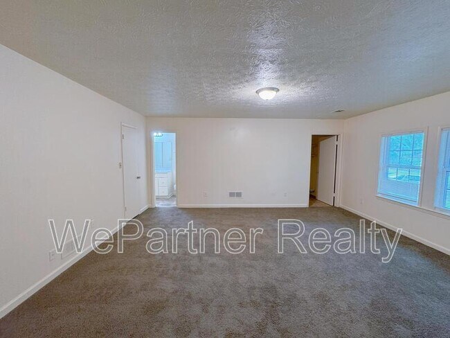 Building Photo - 7416 Dartmouth Ct