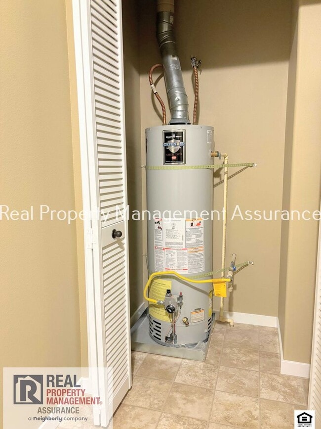 Building Photo - 14500 SW 6th St