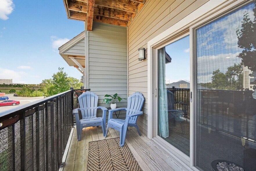 Building Photo - 8350 Cascade Ave