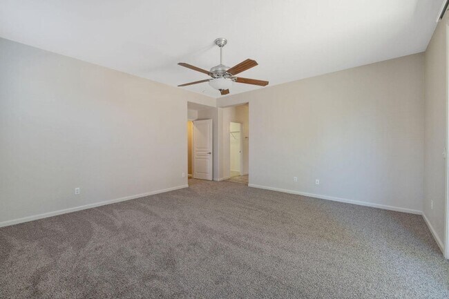 Building Photo - 6124 W Delaware Ct