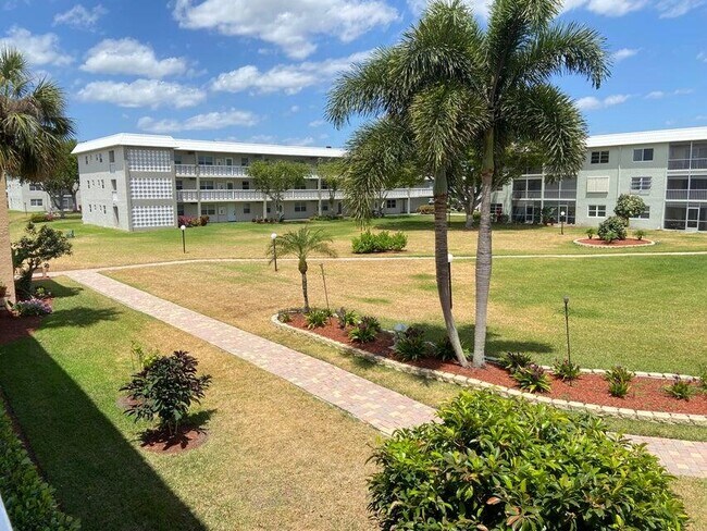 Building Photo - 9818 Marina Blvd